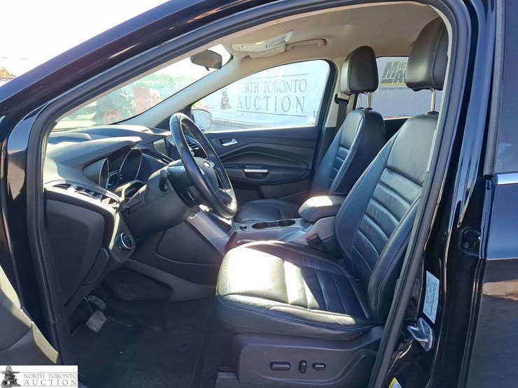 2016-ford-escape-se-4wd-image-10