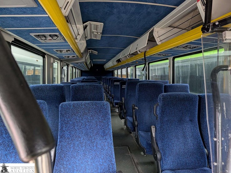 non-operable-2011-motor-coach-industries-d4500-t/a-55-passenger-wheelchair-accessible-bus-image-7