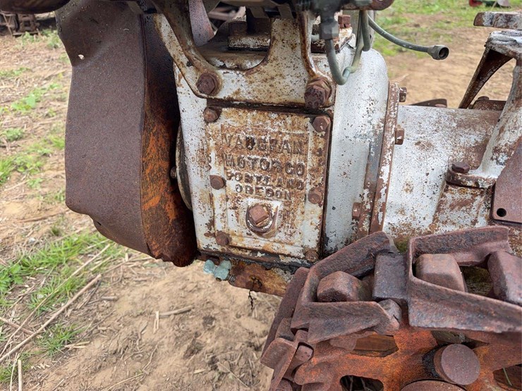 vaughan-flex-tred-garden-tractor-image-27