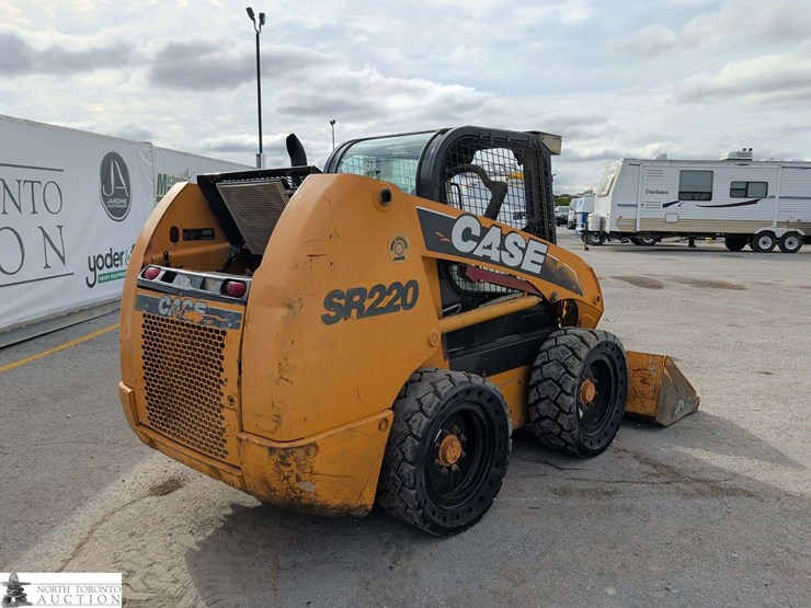 2011-case-sr200-image-5