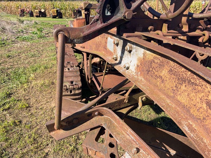 fordson-trackson-road-grader-image-38