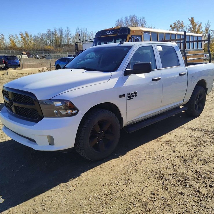 RAM 1500 CLASSIC