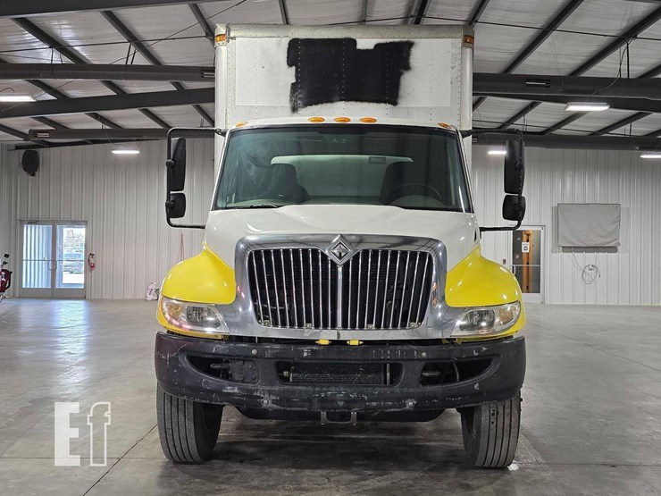 2010-international-durastar-4300-image-7