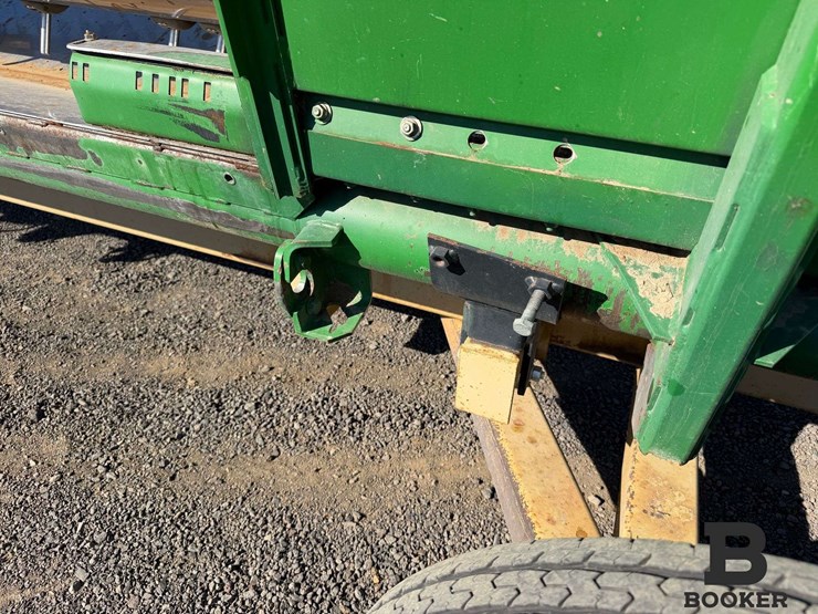 2009-john-deere-630r-platform-header-image-26