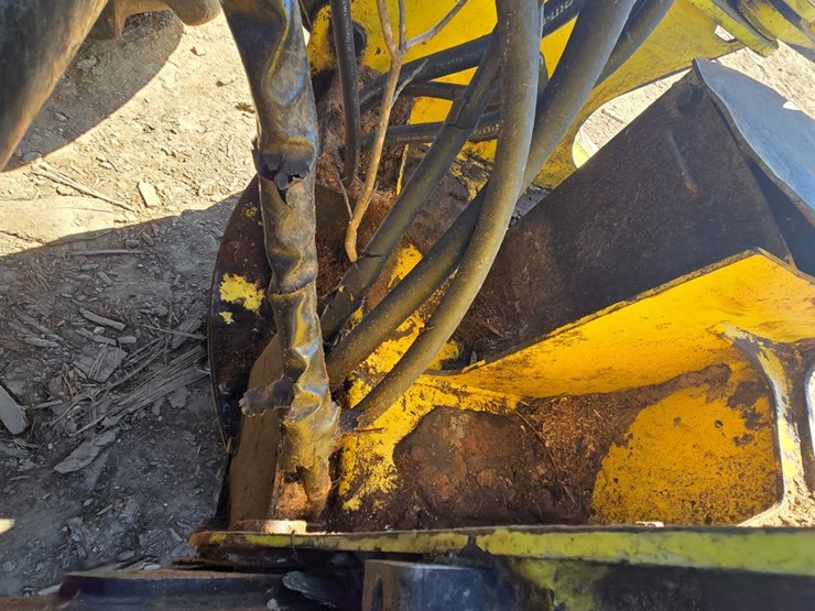 2019-john-deere-6-image-104