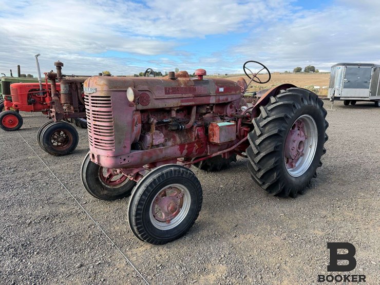1951-ih-mccormick-w6-tractor---non-running-image-1
