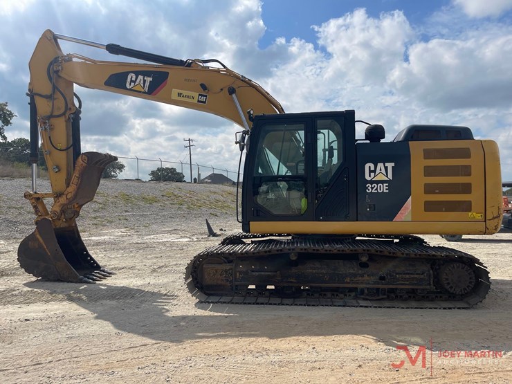 2013-caterpillar-320el-image-2