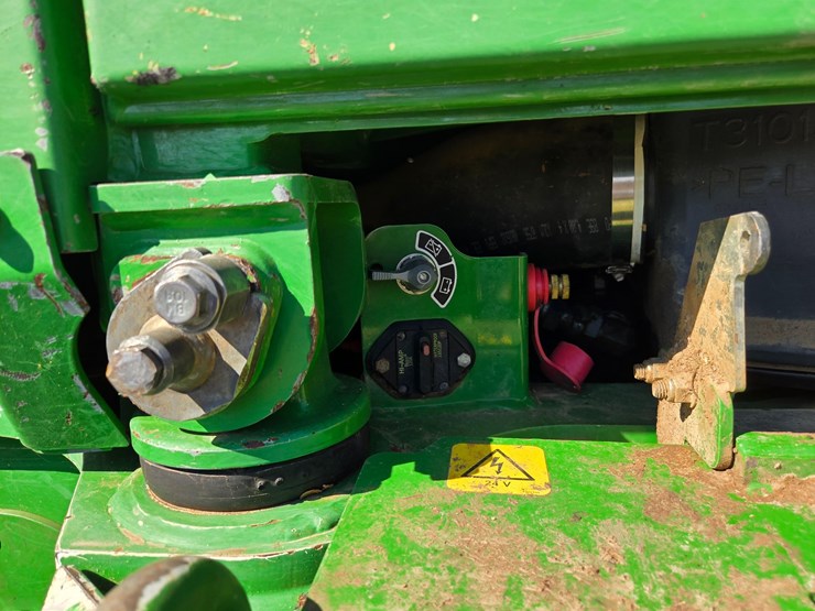 2020-john-deere-2020-image-113