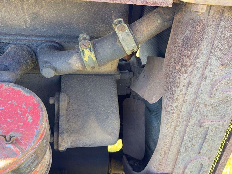 caterpillar-2-ton-image-13