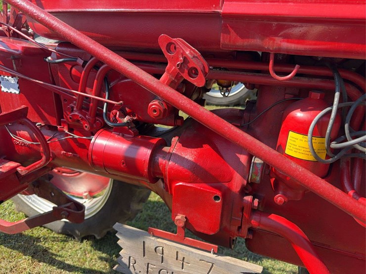 1947-farmall-av-image-15