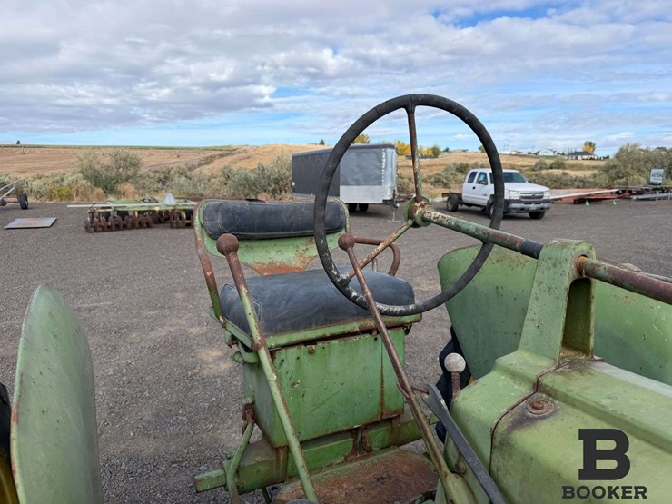 1956-john-deere-50-tractor---non-running-image-16