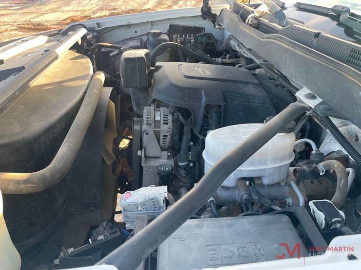 2014-chevrolet-2500-image-19