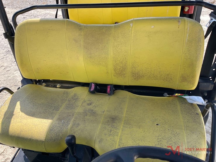 john-deere-gator-image-14