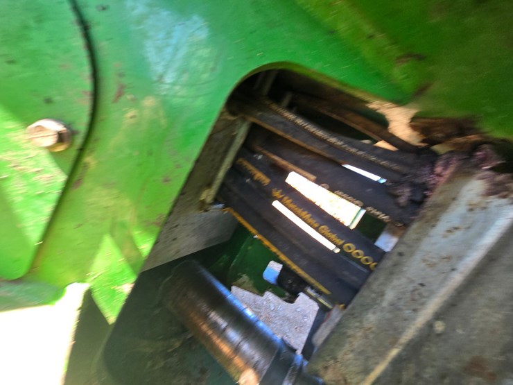 2019-john-deere-6-image-67