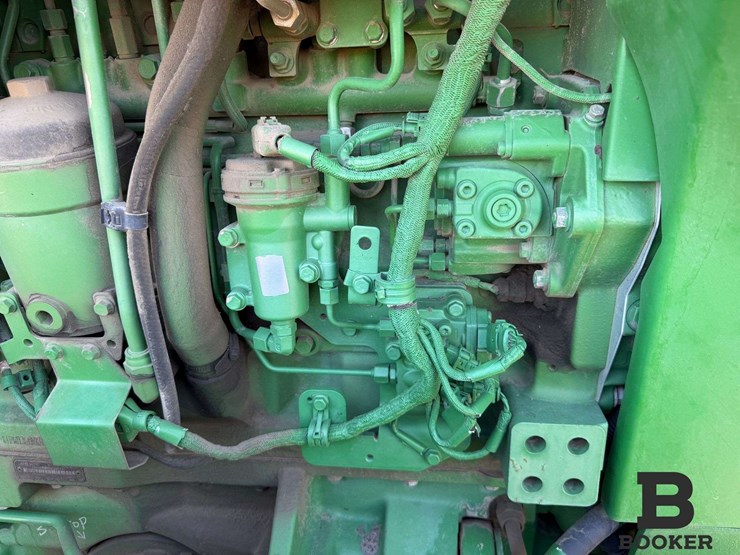 2011-john-deere-8360r-tractor-image-85
