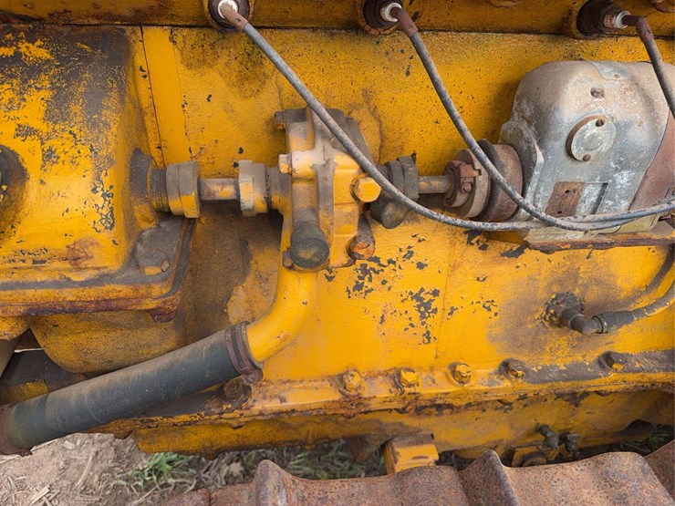 caterpillar-2-ton-image-48