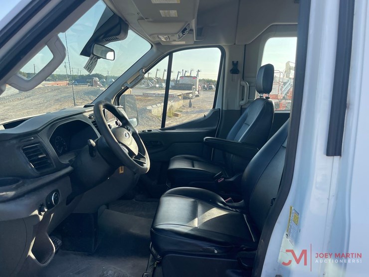 2021-ford-transit-image-19