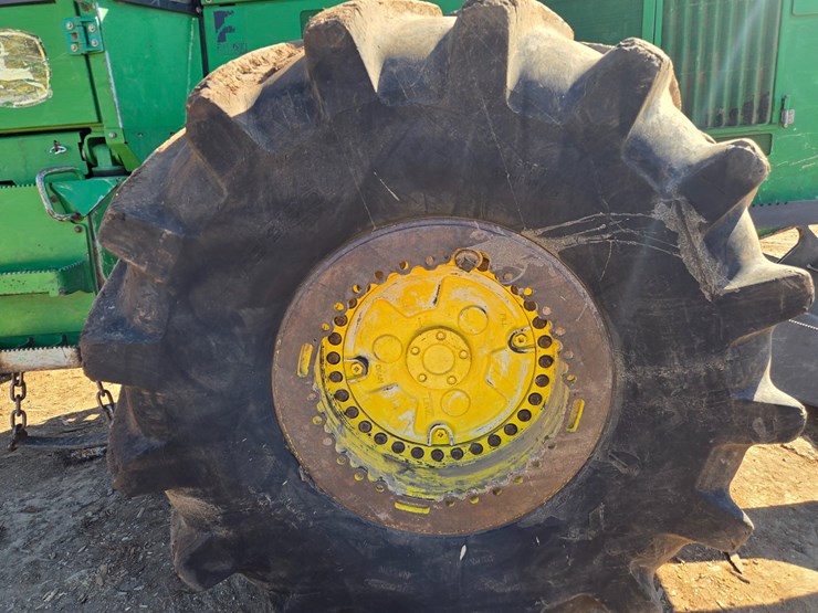 2020-john-deere-2020-image-97