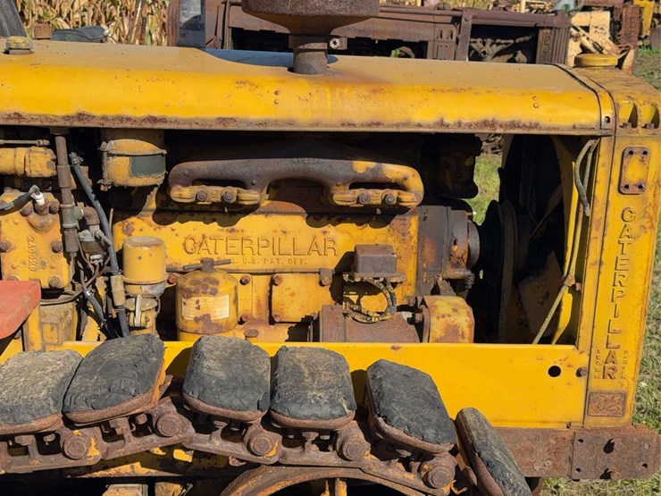 caterpillar-d2-image-13