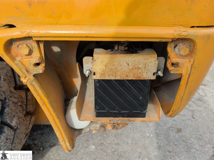 2011-case-sr200-image-38