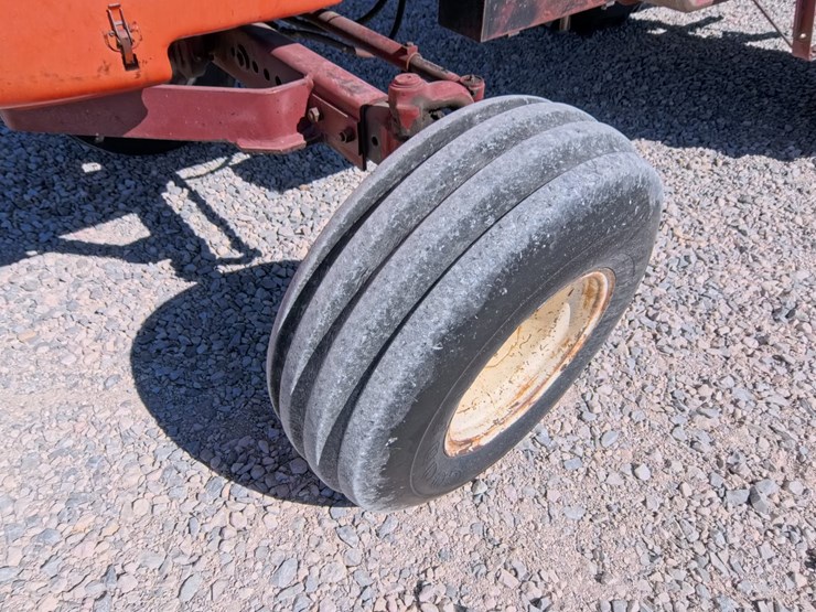 #1026-•-allis-chalmers-7000-tractor-image-11