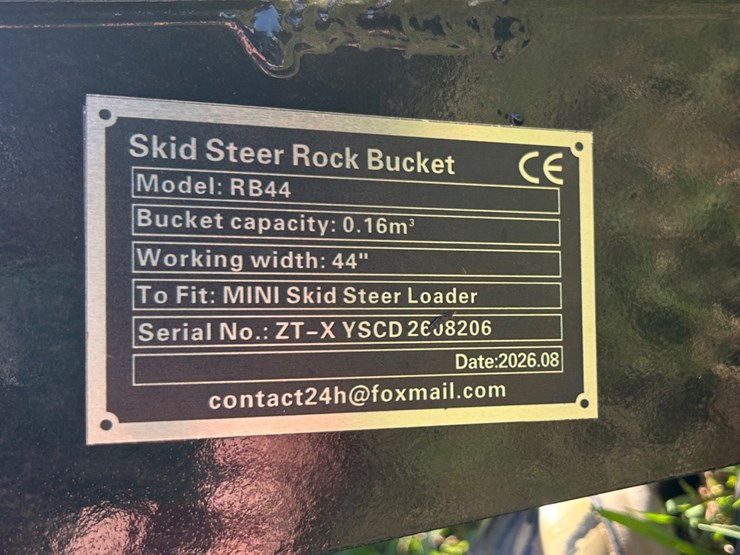 #193-•-mini-skid-steer-rock-bucket-image-5