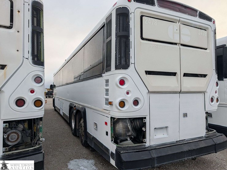 non-operable-2011-motor-coach-industries-d4500-t/a-55-passenger-bus-image-6