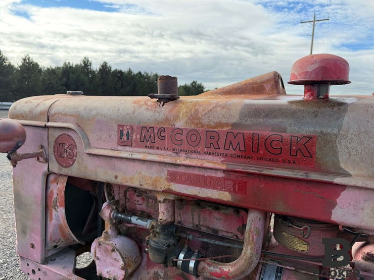 1951-ih-mccormick-w6-tractor---non-running-image-21