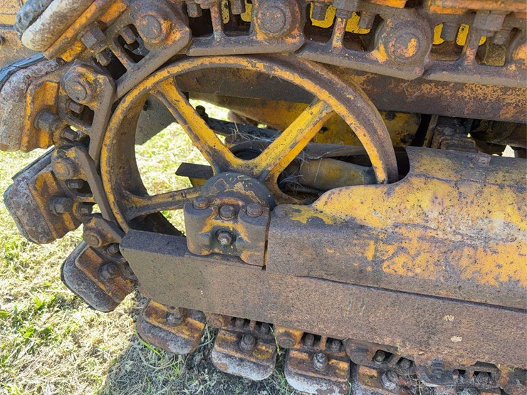 caterpillar-d2-image-43