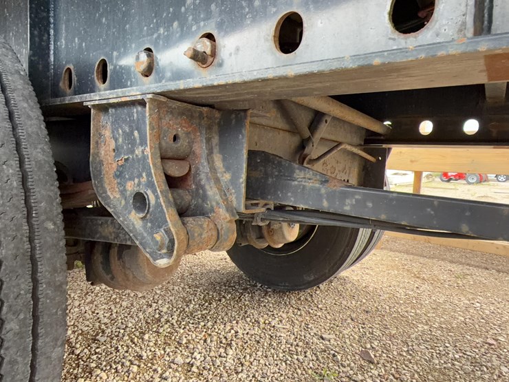 2013-great-dane-flatbed-image-29