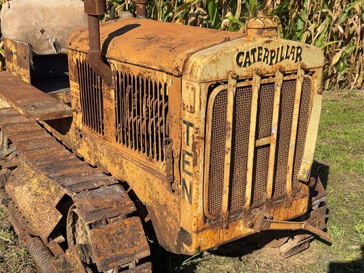 caterpillar-ten-image-10