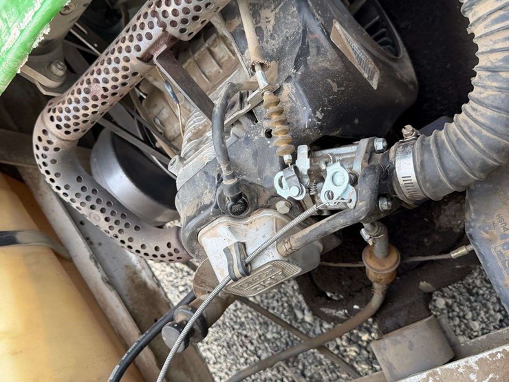 club-cart-golf-cart---non-running-image-12