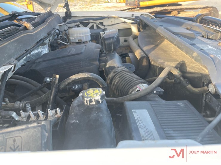 2014-chevrolet-2500-image-18