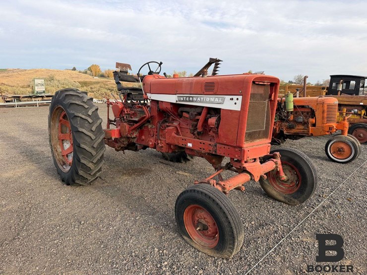 1967-international-farmall-656-tractor---non-running-image-5