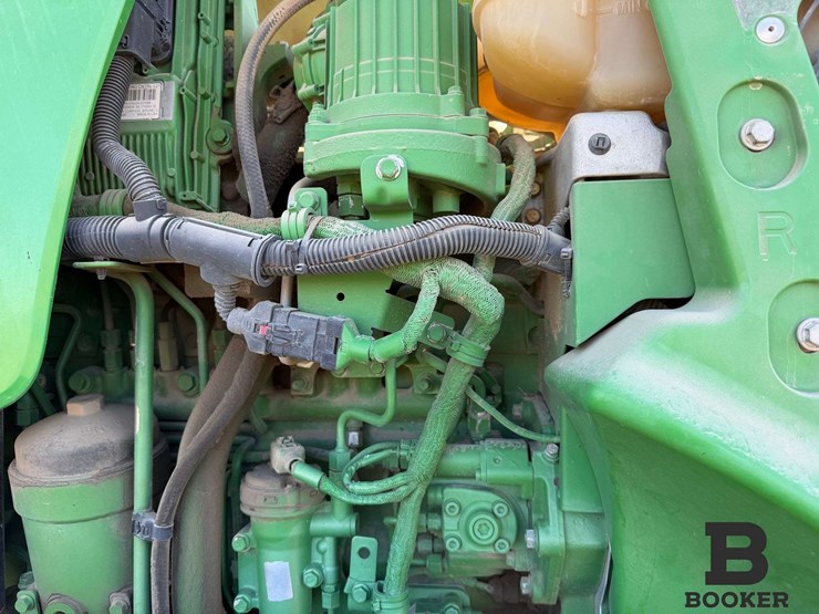 2011-john-deere-8360r-tractor-image-84