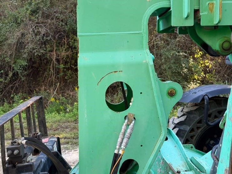 2016-jcb-510-56-image-45