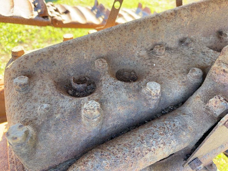 fordson-trackson-f-image-19