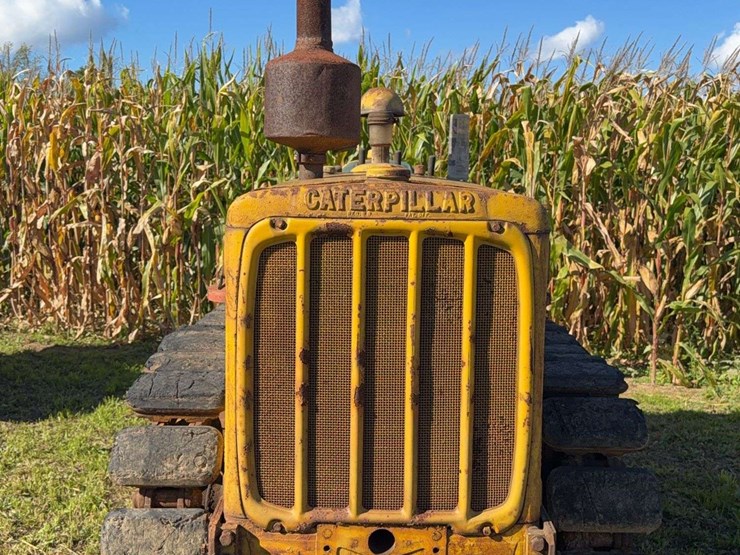 caterpillar-d2-image-8