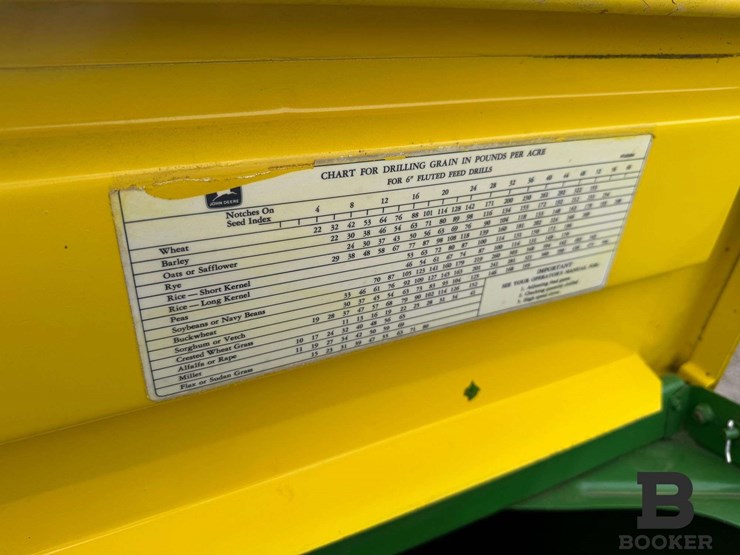 john-deere-8300-grain-drill-image-33