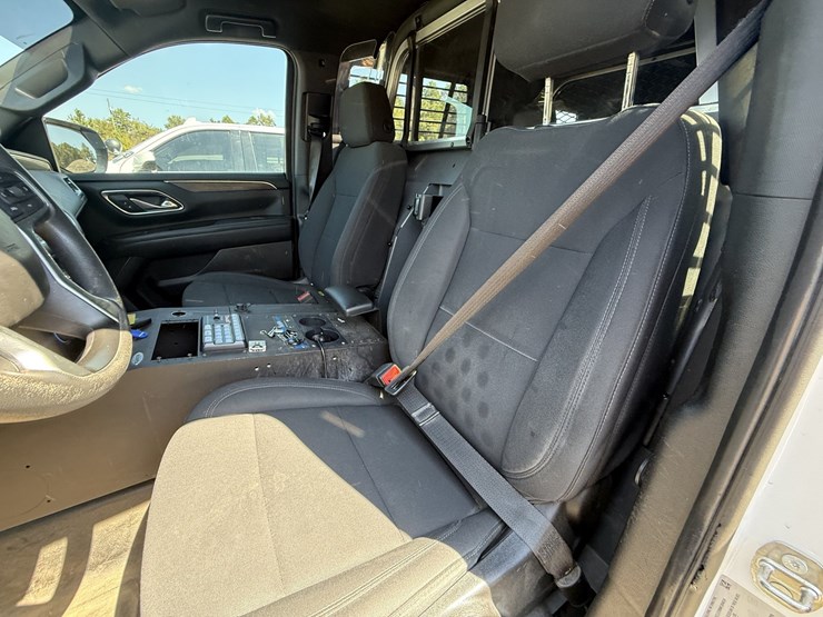 2021-chevrolet-tahoe-image-22