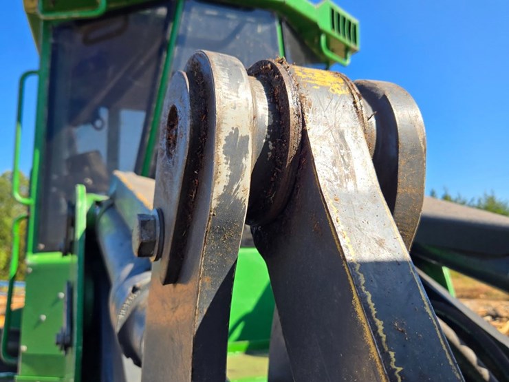 2019-john-deere-6-image-96
