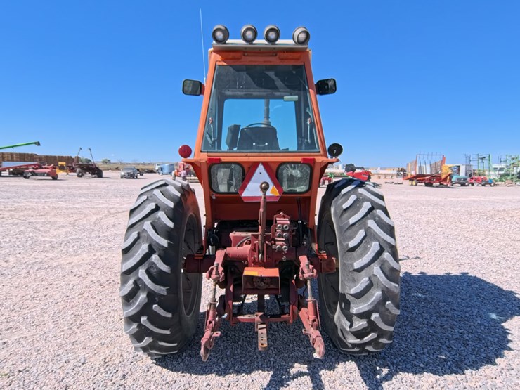 #1026-•-allis-chalmers-7000-tractor-image-3