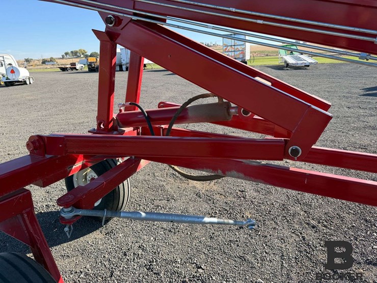 2022-sudenga-super-scoop-auger-image-20