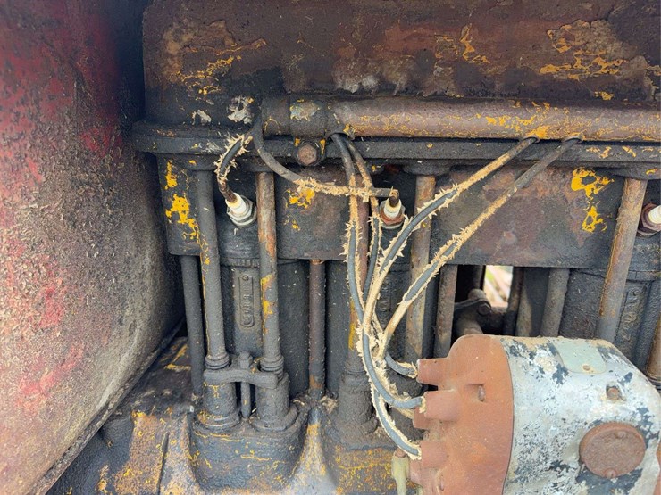 caterpillar-twenty-five-image-16