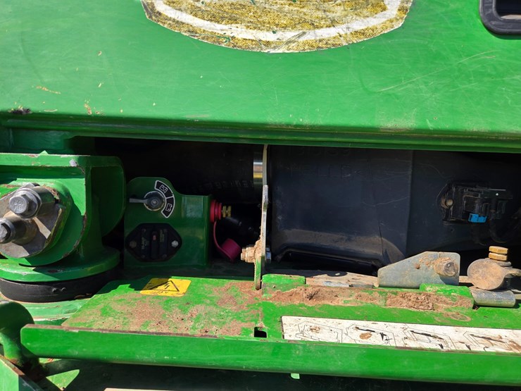 2020-john-deere-2020-image-112
