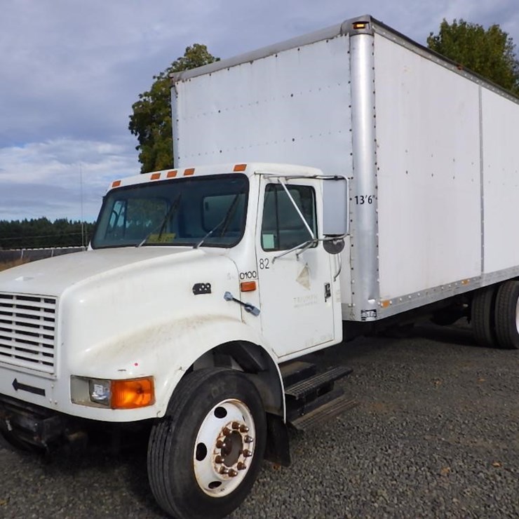 2000 INTERNATIONAL 4700