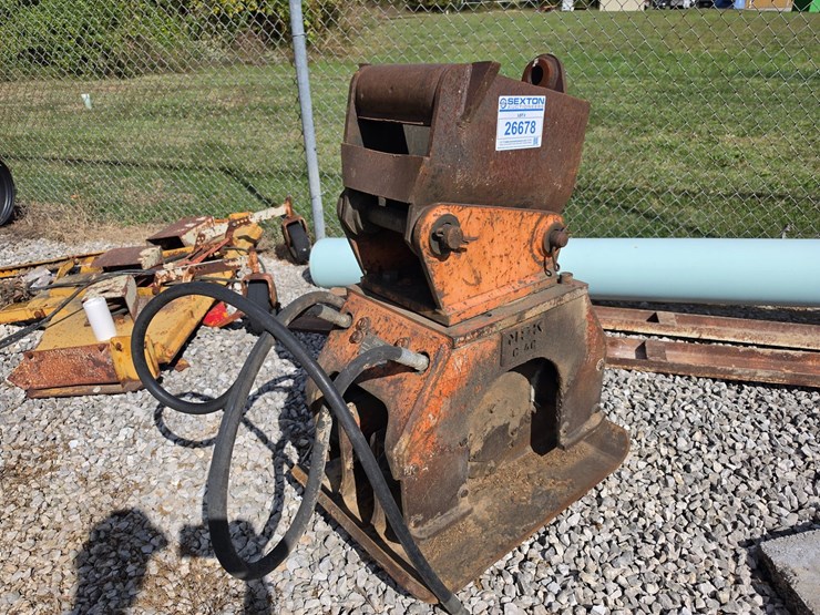 #26678-•-npk-excavator-tamper-image-1