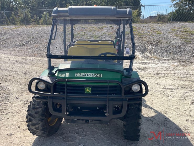 john-deere-gator-image-8