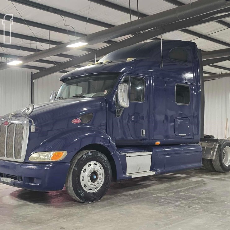 2009 PETERBILT 387