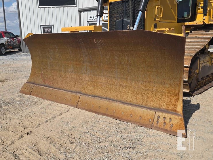2019-caterpillar-d6t-xl-image-9